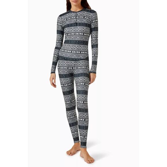 SKIMS Christmas Plush Pointelle Fairisle Henley Pajama Set Modal Medium Holiday - Picture 1 of 14